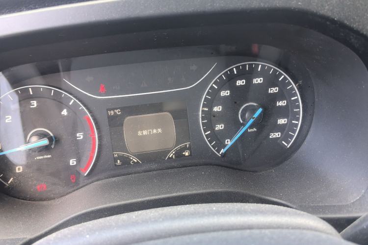 Used JMC Fushun 2022 2.0T Manual Van Short Wheelbase Low Roof 3-Seater
