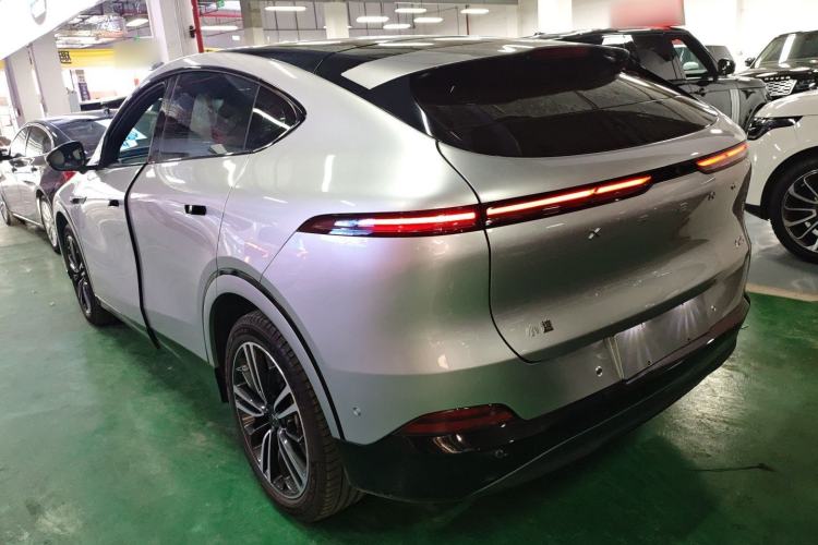 Used XPeng G6 2023 580 Long-Range Pro Exterior 2