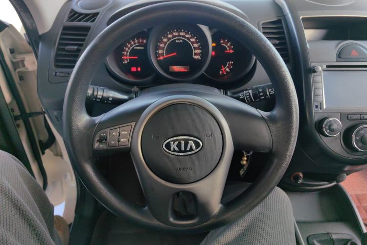 Used Kia Soul 2013 1.6L MT GL