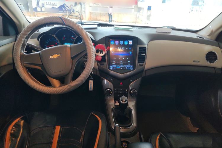 Used Chevrolet Cruze 2015 1.5L Classic SE MT
