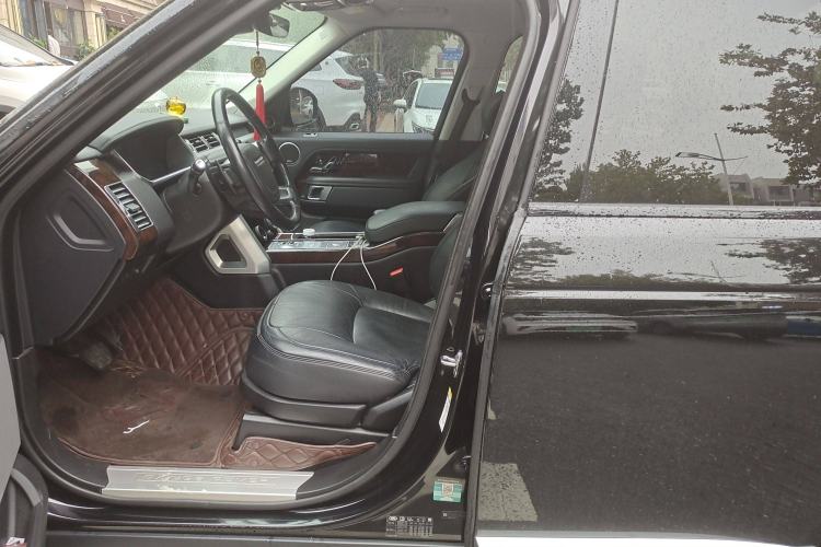 Used Land Rover Range 2020 3.0 L6 Grand Edition Left Front Seat