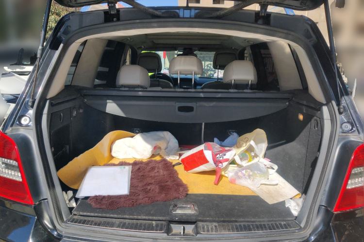 Used Mercedes-Benz GLK-Class 2011 GLK 350 4MATIC Trunk