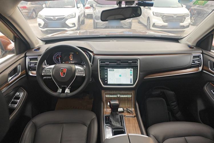 Used Roewe RX8 2018 30T Smart Connectivity Two-Wheel Drive Flagship Edition