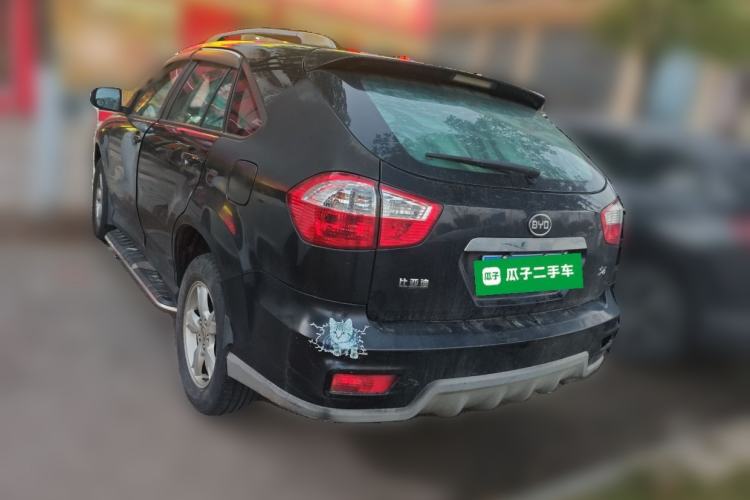 Used BYD S6 2014 2.0L Manual Luxury 5-Seater