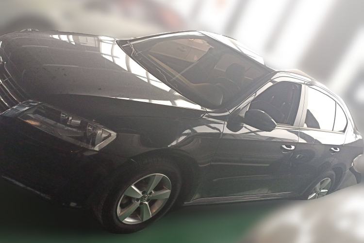 Used Volkswagen Lavida 2015 1.6L Automatic Fashion Edition