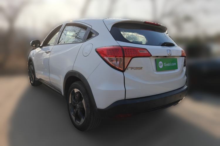 Used Honda Vezel 2016 1.8L CVT Front-Wheel Drive Pioneer Edition