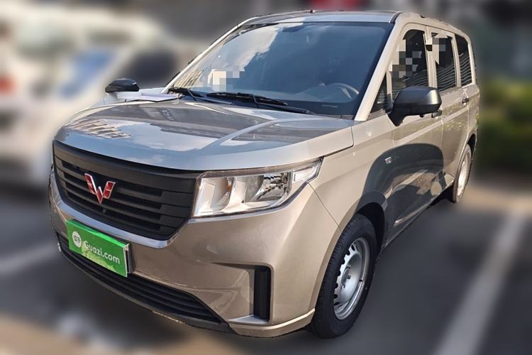 Used Wuling Hongguang PLUS 2020 1.5L Manual Standard Edition 5 Seats