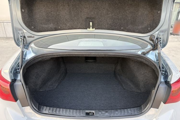 Used Infiniti Q50 2014 3.7L Luxury Sport Edition Trunk
