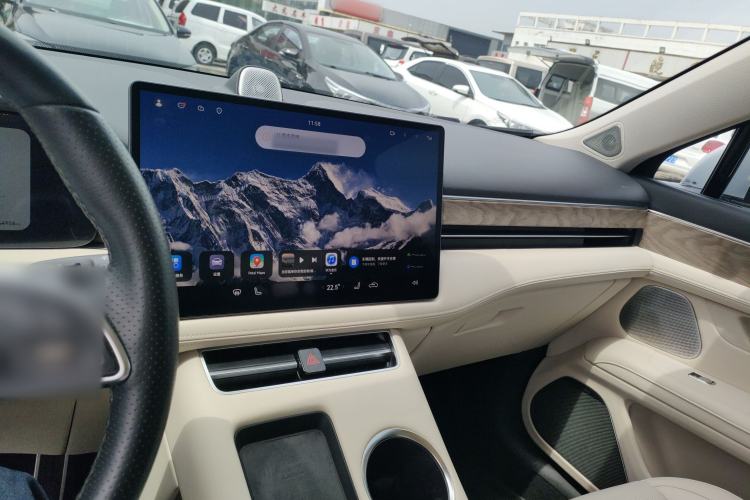 Used Hima AITO M5 2022 Extended-Range Four-Wheel Drive Performance Version Center Console