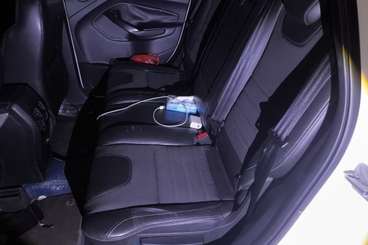 Used Ford Kuga 2013 1.6L GTDi Two-Wheel-Drive Trend Model Left Rear Seat