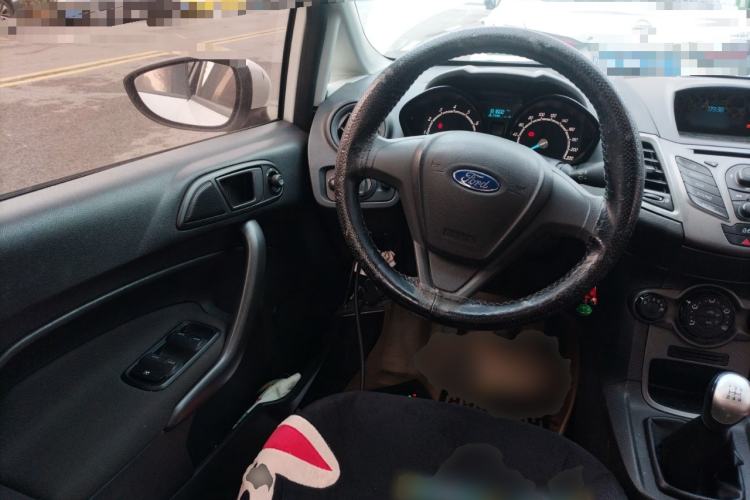 Used Ford Fiesta 2013 Sedan 1.5L Manual Fashion Edition