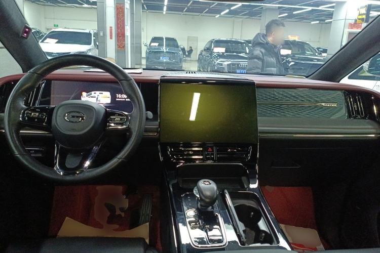 Used GAC Trumpchi M8 2023 Zongshi Series 400T Flagship Edition Center Console