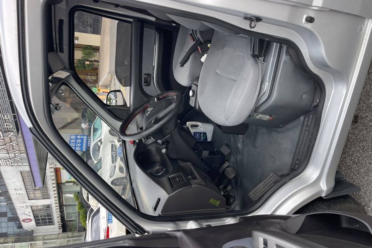 Used Wuling Rongguang EV 2022 Basic Passenger Bus Powered by Penghui Battery