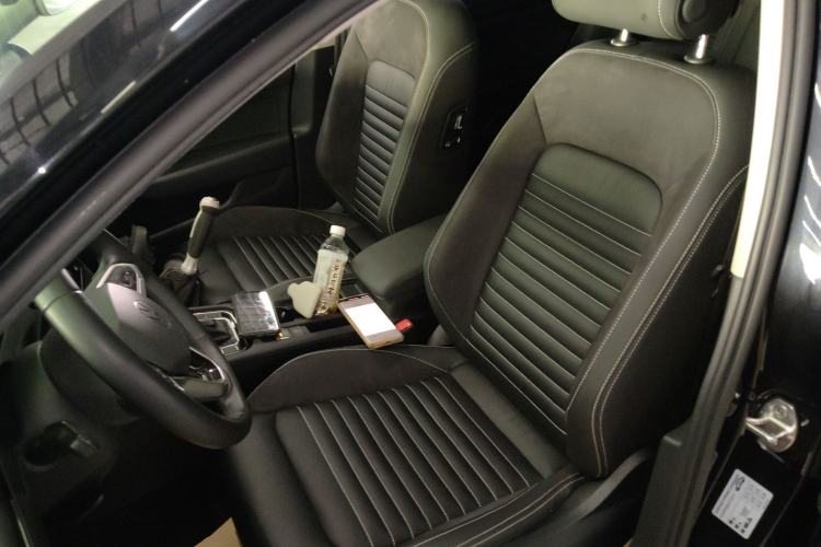 Used Volkswagen Magotan 2020 280TSI DSG Leading Edition Left Front Seat