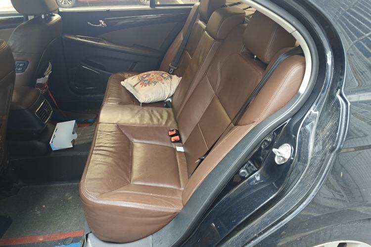 Used Hongqi H7 2015 2.0T Luxury Model