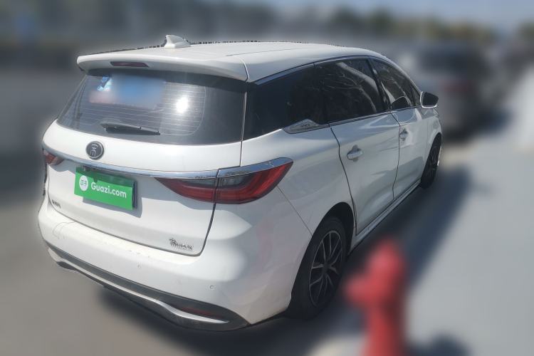 Used BYD Song MAX 2018 1.5T Automatic Smart Connect Luxury 6-Seater

