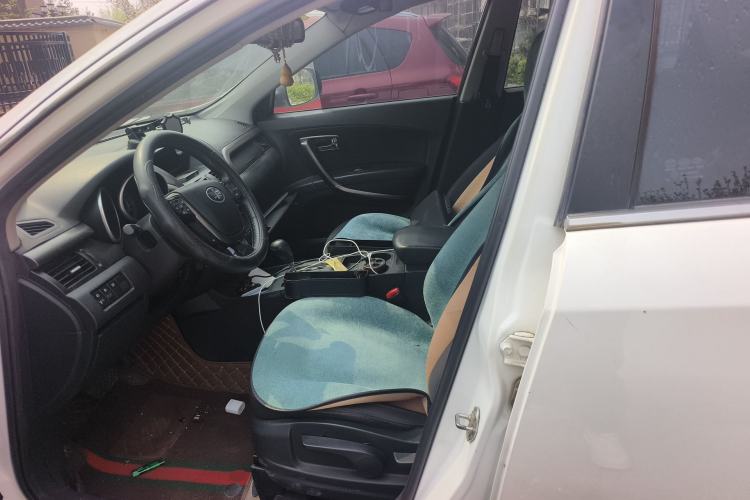 Used Bestune X80 2015 2.0L Automatic Comfort Anniversary Edition
