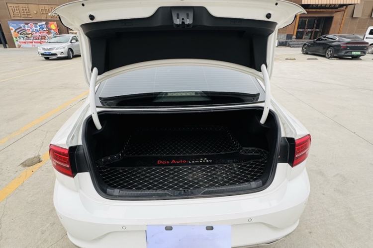 Used Volkswagen Lamando 2019 230TSI DSG Fashion Edition China VI
