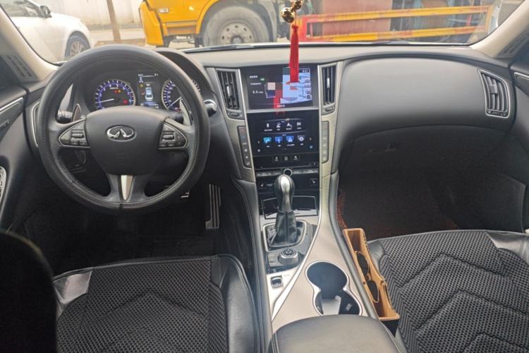 Used Infiniti Q50 2017 3.5L Hybrid
