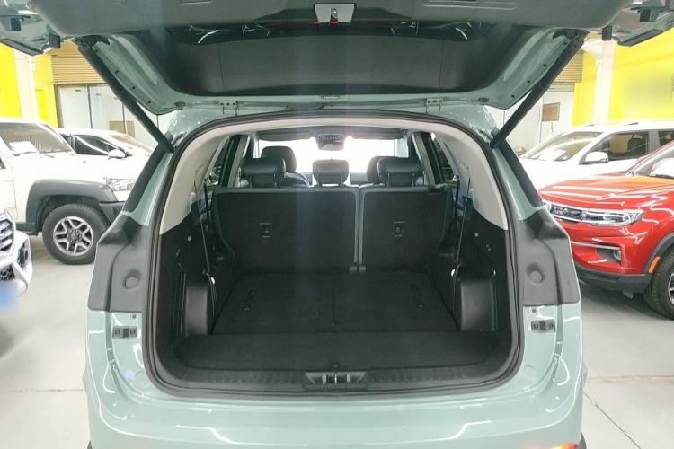 Used JETOUR Shanhai L9 2024 1.5TD 2DHT Max 7-Seater Trunk