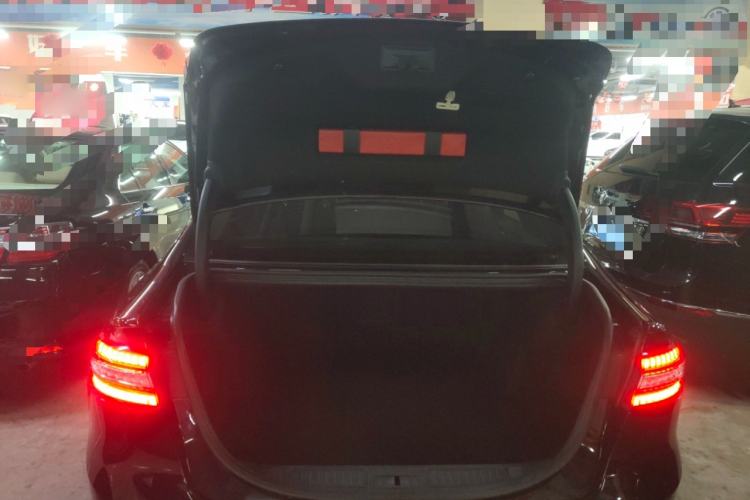 Used Ford Taurus 2019 EcoBoost 245 Premium Edition Trunk