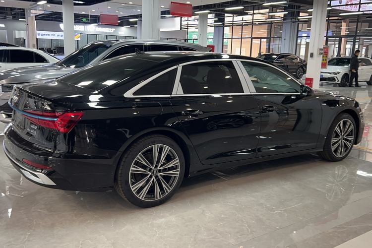 Used Audi A6L 2025 Restyled 45 TFSI quattro Prestige Dynamic Edition Exterior 2