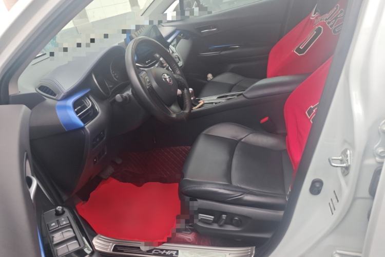 Used Toyota C-HR 2021 2.0L Luxury Edition Left Front Seat