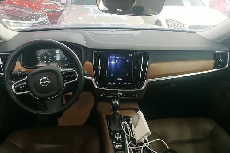 Used Volvo S90 2019 T5 Zhiyuan Edition
