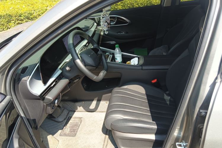 Used EXEED Lingyun 2024 300T Two-Wheel Drive Starlight Edition
