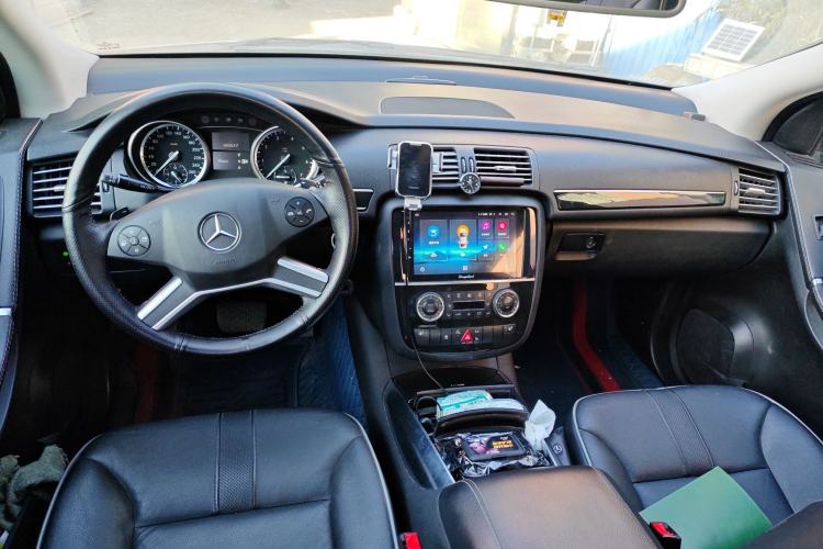 Used Mercedes-Benz R-Class 2014 R 320 4MATIC Luxury Model