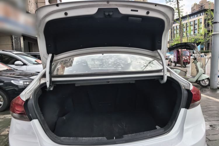 Used Hyundai Elantra (6th Generation / Lingdong) 2018 1.6L Automatic 15th Anniversary Special Edition Trunk