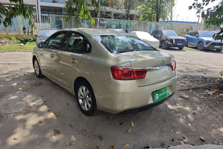 Used Citroen C4 Sega 2016 1.6L Manual Comfort Model Exterior 2