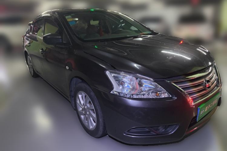 Used Nissan Sylphy 2012 1.6 XL CVT Luxury Edition Front Right 45 Deg