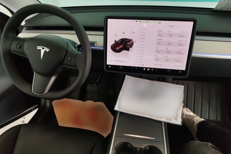 Used Tesla Model Y 2023 Long-Range All-Wheel-Drive Version