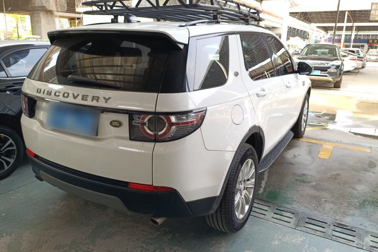 Used Land Rover Discovery Sport 2019 240 PS SE Version China VI Standard Rear Right 45 Deg