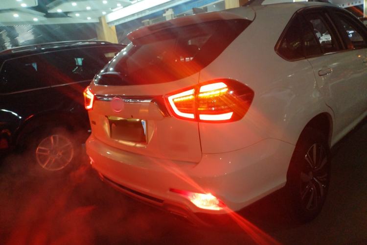 Used BYD S7 2017 2.0T Automatic Prestige Edition