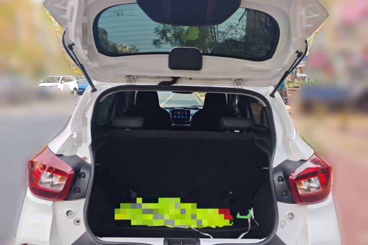 Used Dongfeng NAMMI BOX 2022 Revised Light Wind Edition 201 km Standard Version
