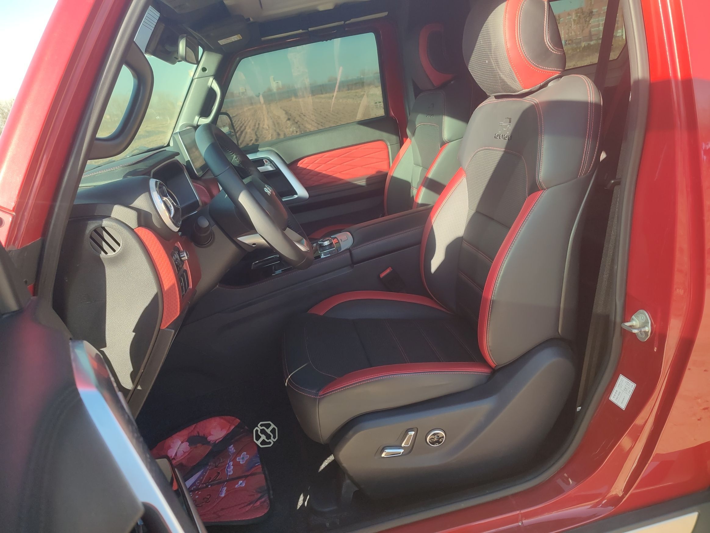 المقاعد الأمامية داخل السيارة