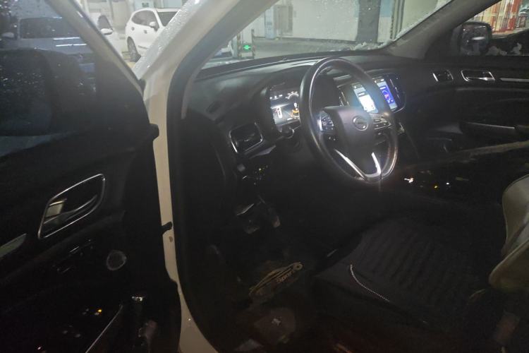 Used GAC Trumpchi GS8 2020 390T Two-Wheel Drive Luxury Smart Connectivity Version (7 Seats)