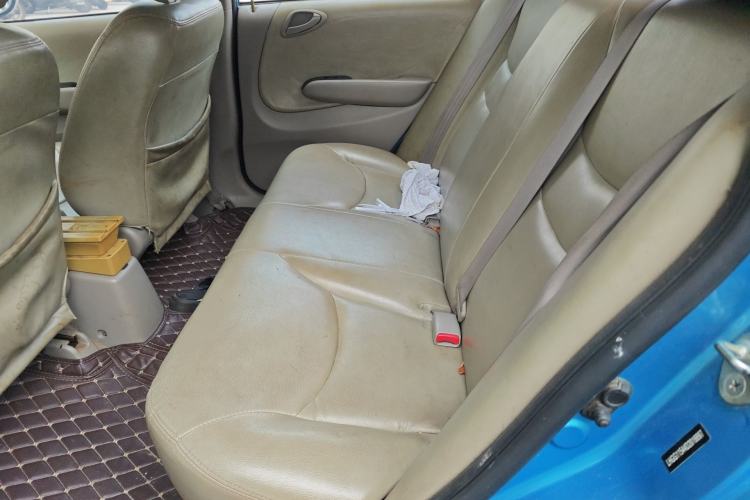 Used Everus S1 2014 1.3L Manual Comfort Edition
