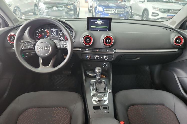 Used Audi A3 2020 Restyled Limousine 35 TFSI Ambition Version China VI
