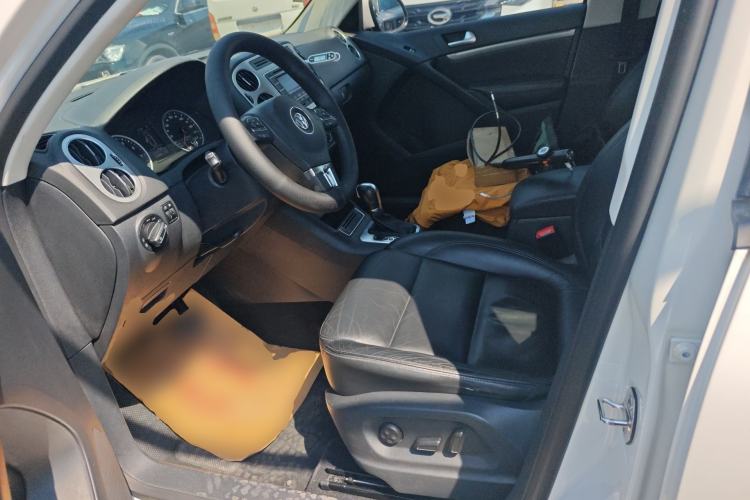 Used Volkswagen Tiguan 2015 1.8TSI Automatic Two-Wheel Drive Comfort Edition Left Front Seat