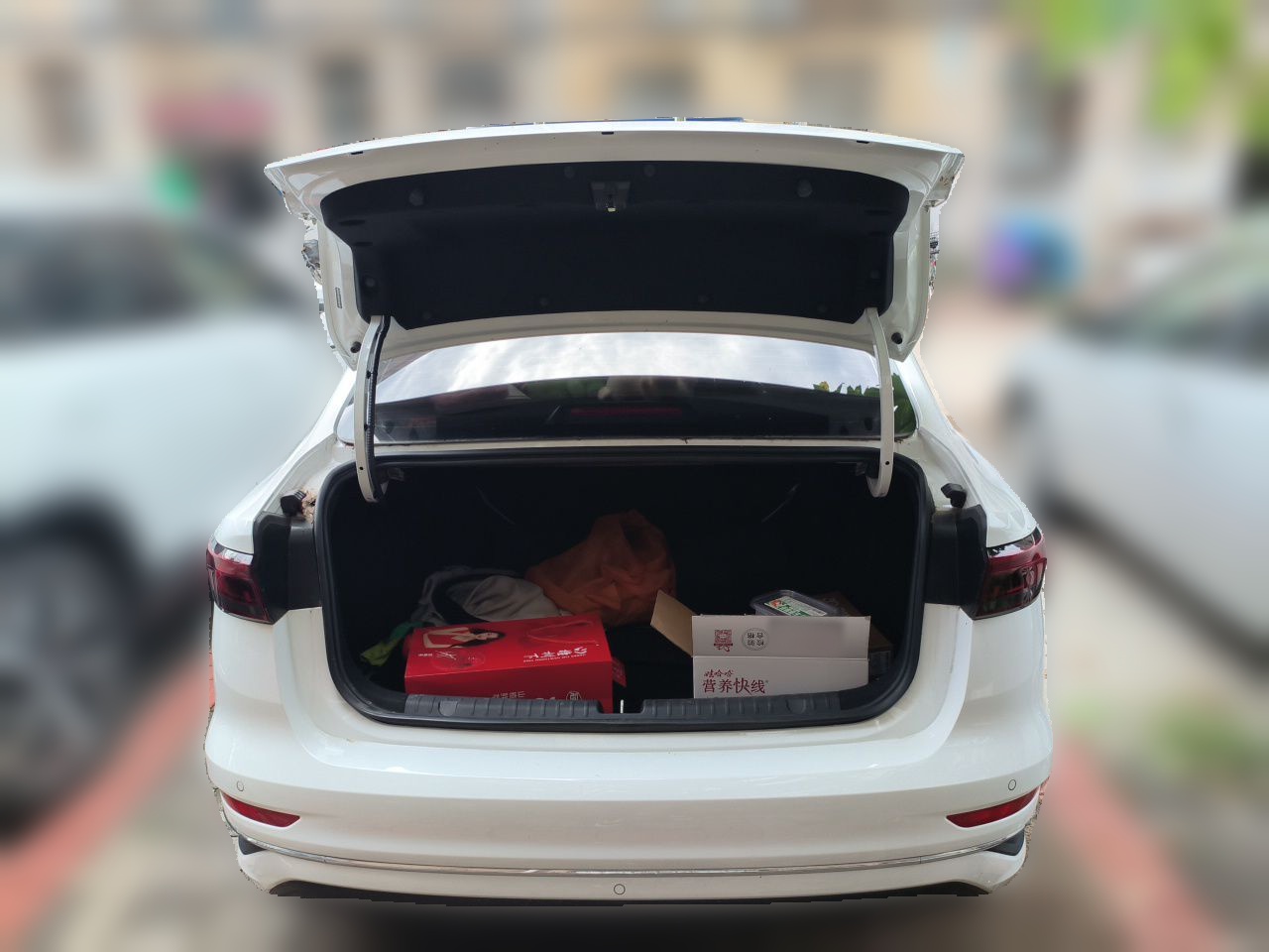 Geely Auto Emgrand 2026 Model 4th Generation 4 Millionth Anniversary Edition 1.5L CVT Overdrive Edition — снимка 19