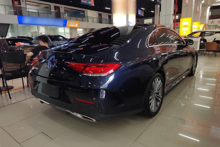 Used Mercedes-Benz CLS 2018 CLS 300 Luxury Model
