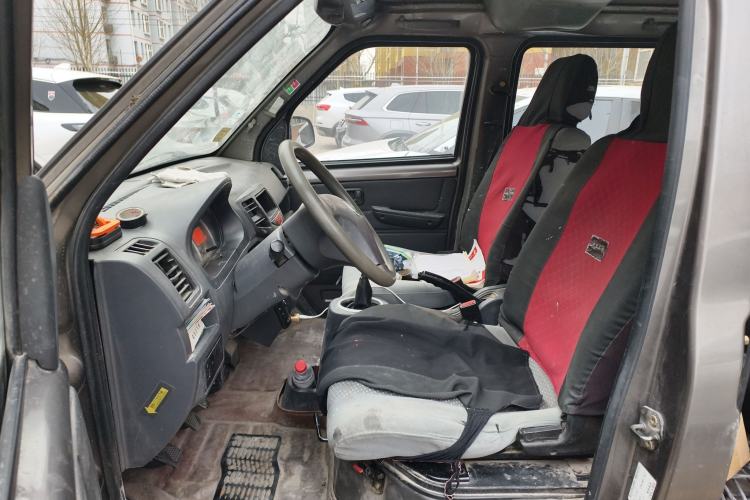 Used BAIC Weiwang 306 2014 1.2L Value Edition Van Basic Type 5 Seats A12 China IV Emission Standard
