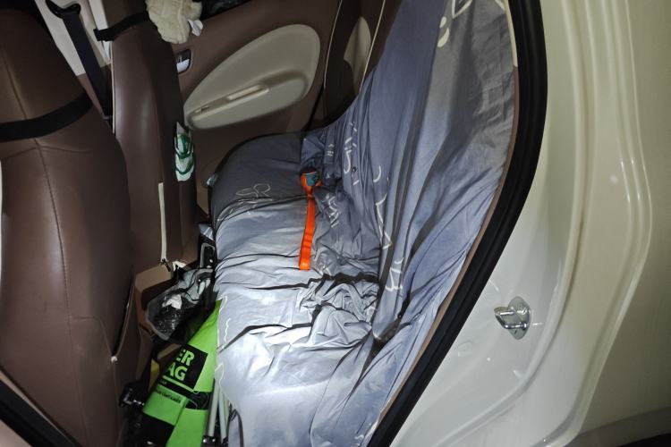 Used Wuling Hongguang MINIEV 2025 Four-Door Version Advanced Edition Left Rear Seat