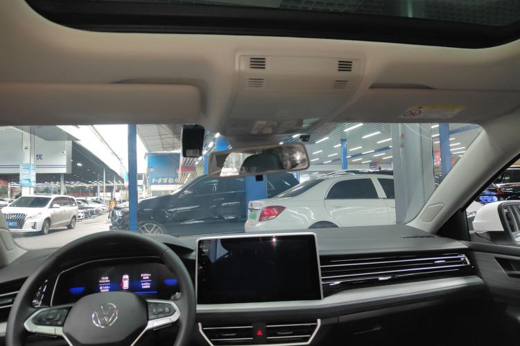 Used Volkswagen Sagitar 2023 300TSI DSG Excellence Edition
