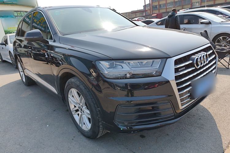 Used Audi Q7 2016 40 TFSI Comfort Model