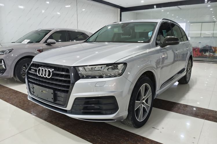Used Audi Q7 2016 40 TFSI Comfort Model