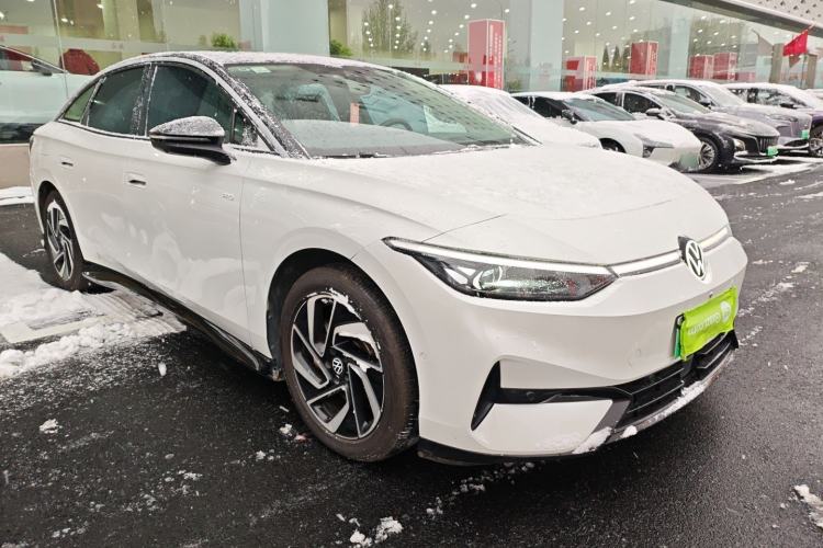 Used Volkswagen ID.7 VIZZION 2024 AIR model
